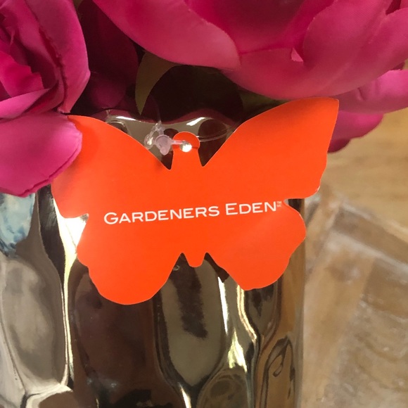 Pink Peonies in Silver Planter Vase - Picture 10 of 14